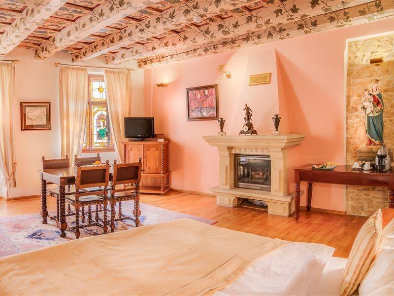 The King Charles Hotel 4*